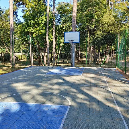 Camping Village Mare Pineta 4*