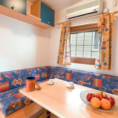 Village Mare Pineta 营地 4*