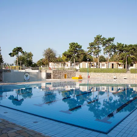 Village Mare Pineta 营地 4*