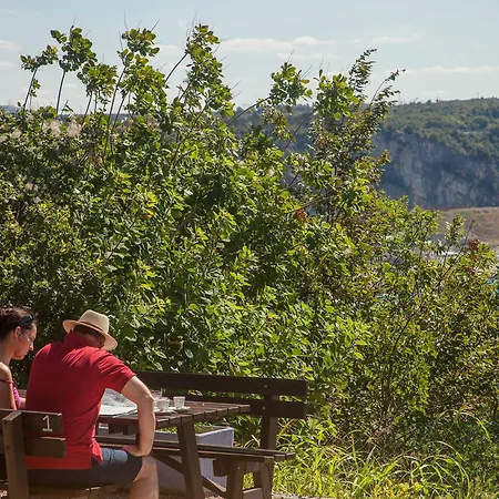 캠프장 Village Mare Pineta 4*