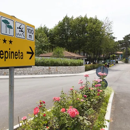 Campingplads Village Mare Pineta Sistiana